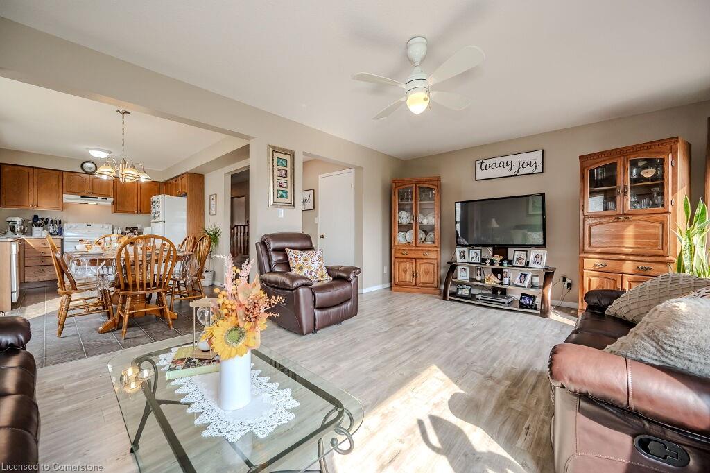 128 Henhoeffer Crescent Property Photo 11