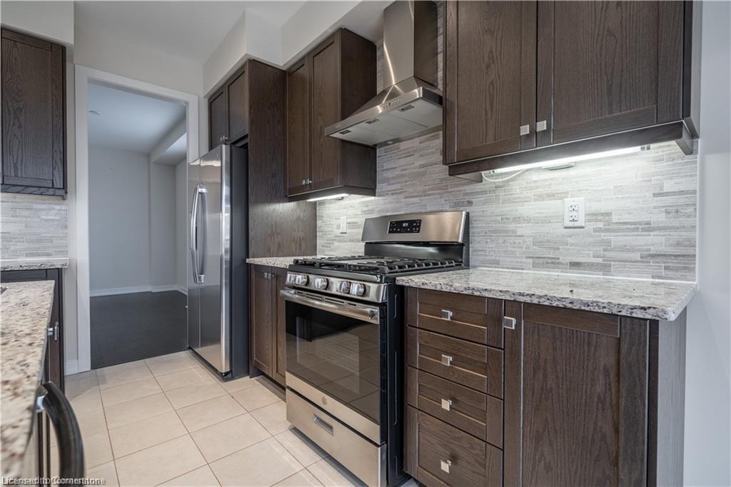 92 Longboat Run W Property Photo 10