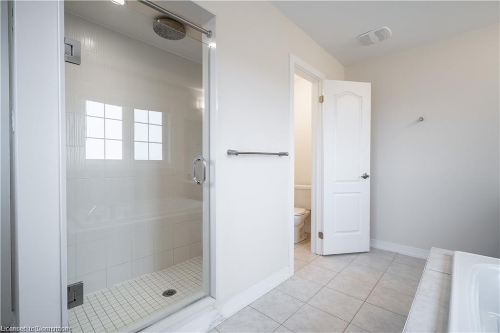 92 Longboat Run W Property Photo 27