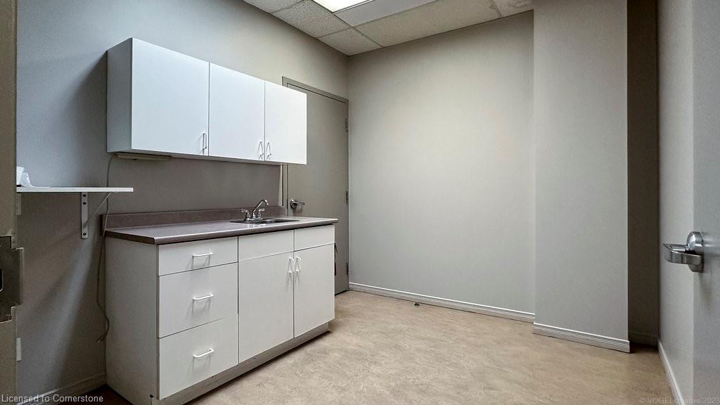 100 James Street S Property Photo 19