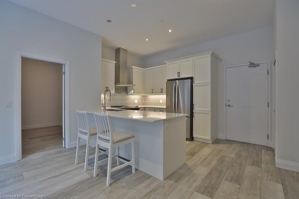 118-1 Redfern Avenue Property Photo 9