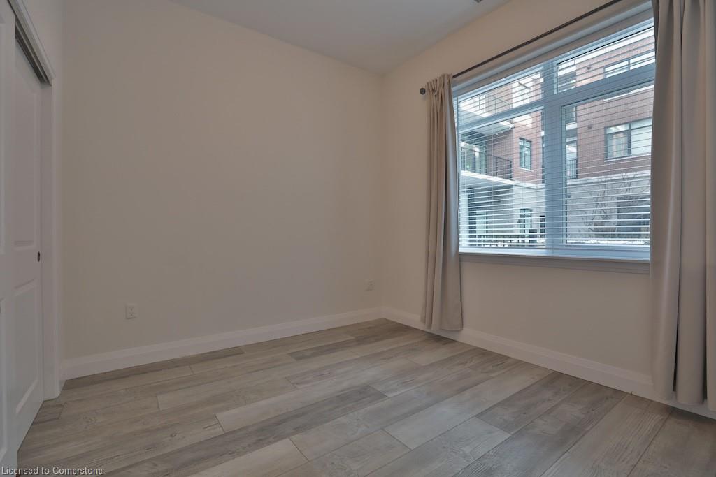 118-1 Redfern Avenue Property Photo 15