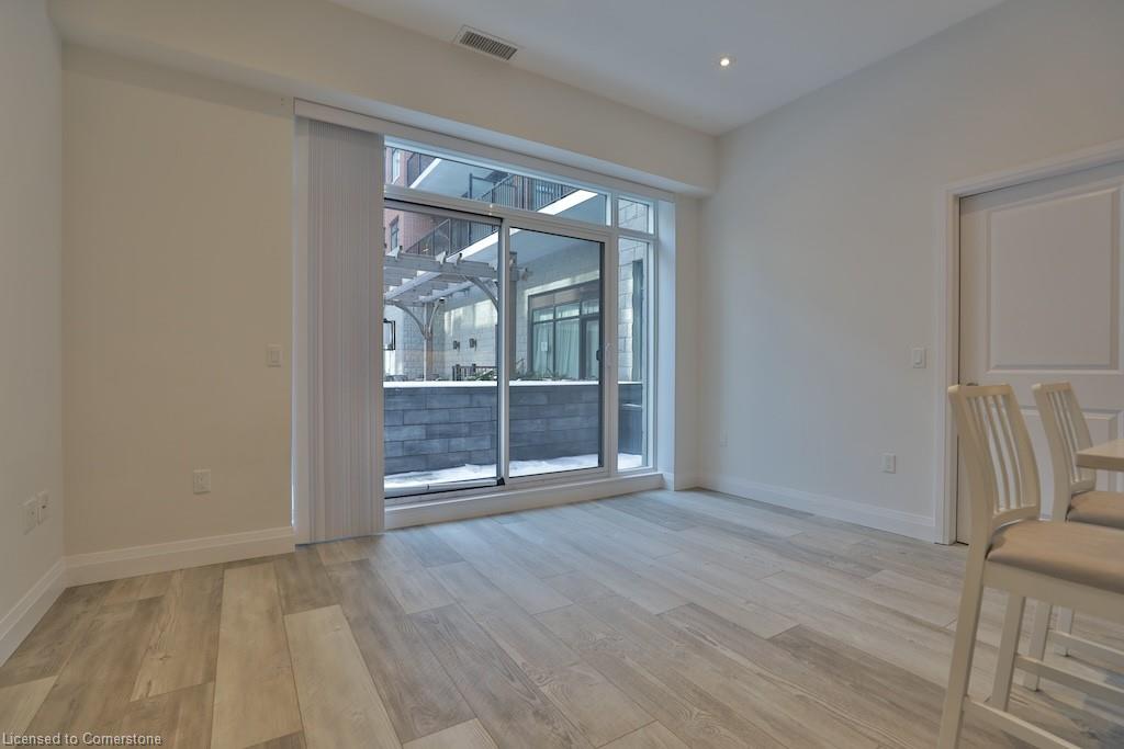 118-1 Redfern Avenue Property Photo 20