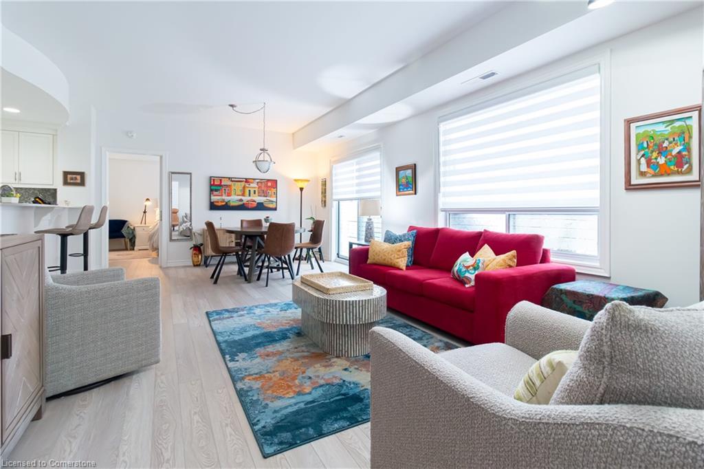 210-5188 Lakeshore Road Property Photo 12