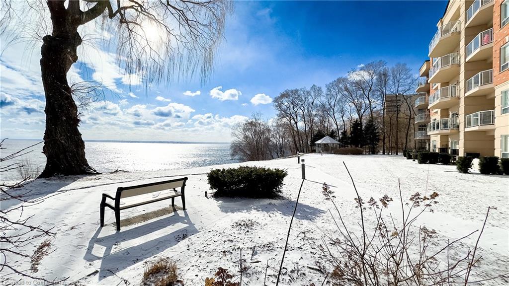 210-5188 Lakeshore Road Property Photo 24