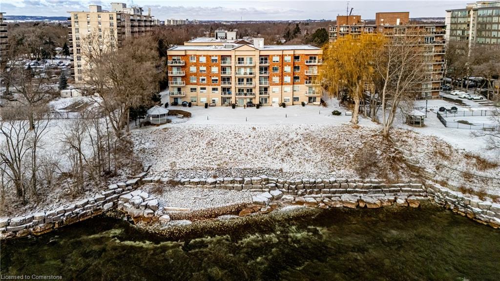 210-5188 Lakeshore Road Property Photo 27