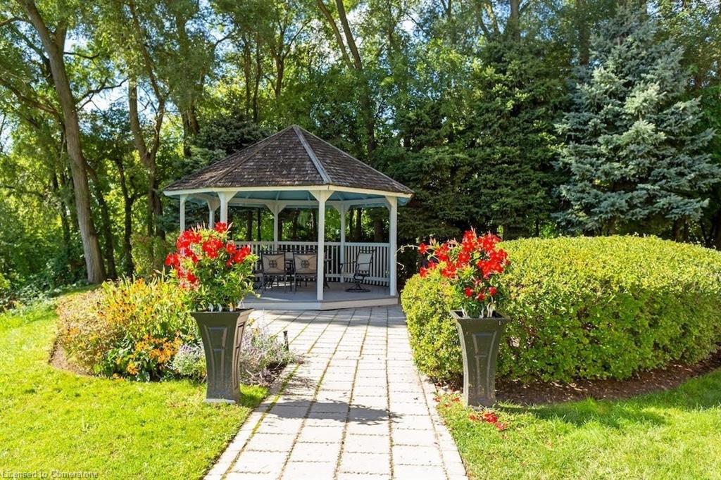 210-5188 Lakeshore Road Property Photo 29