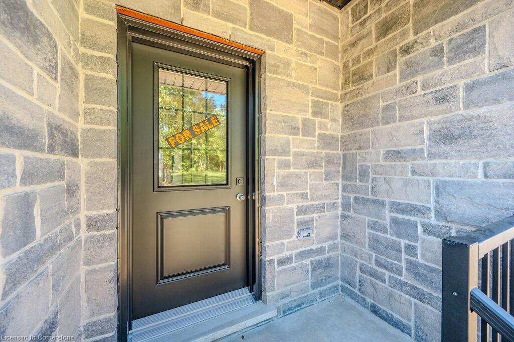 427 Woolwich Street Property Photo 2