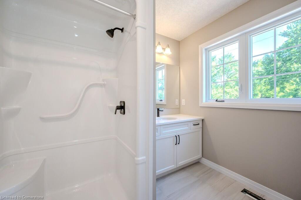427 Woolwich Street Property Photo 21