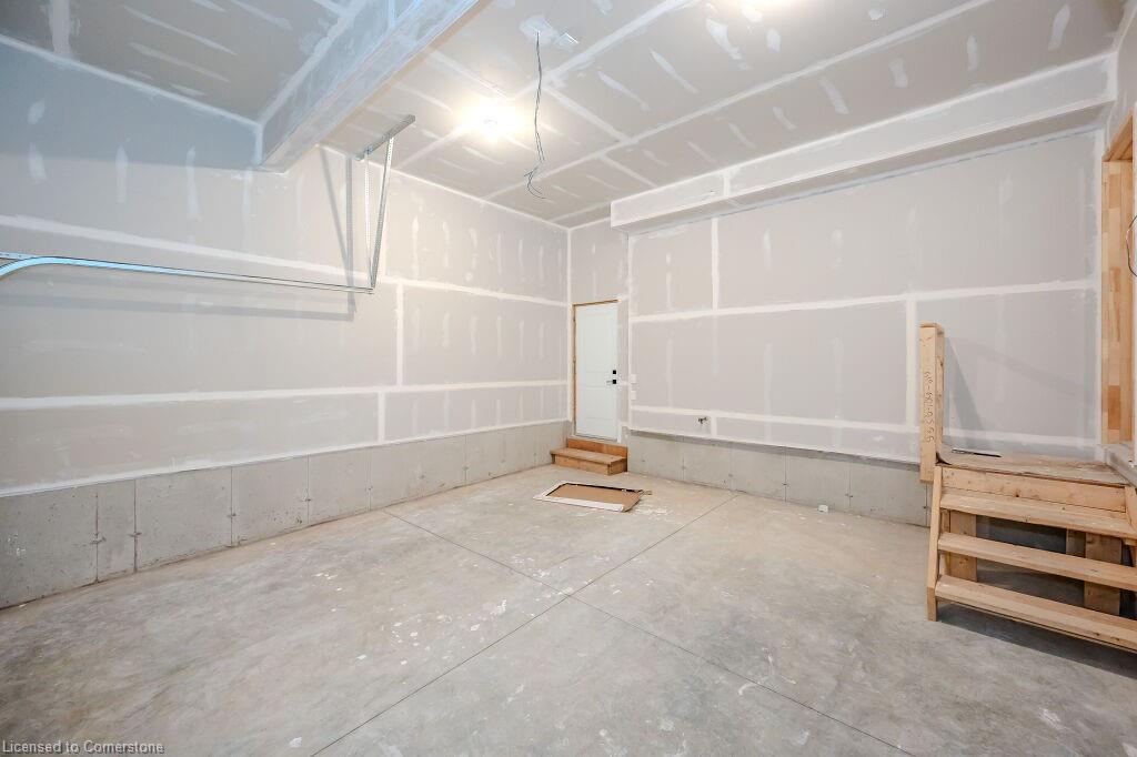 427 Woolwich Street Property Photo 29