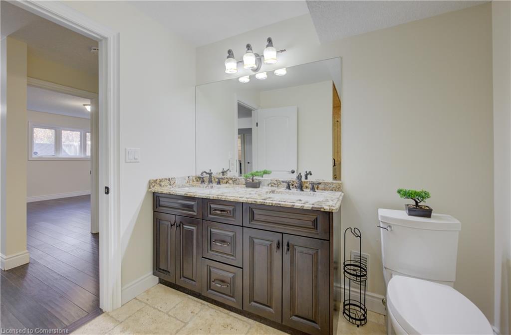 550 Pinery Trail Property Photo 12