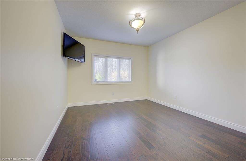 550 Pinery Trail Property Photo 26