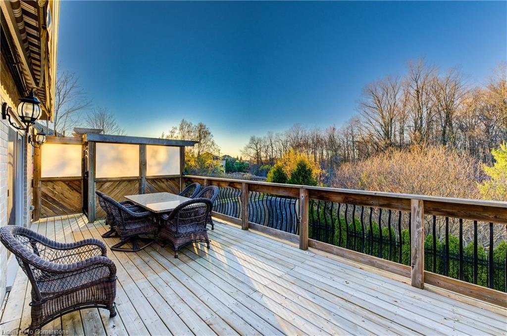 550 Pinery Trail Property Photo 34
