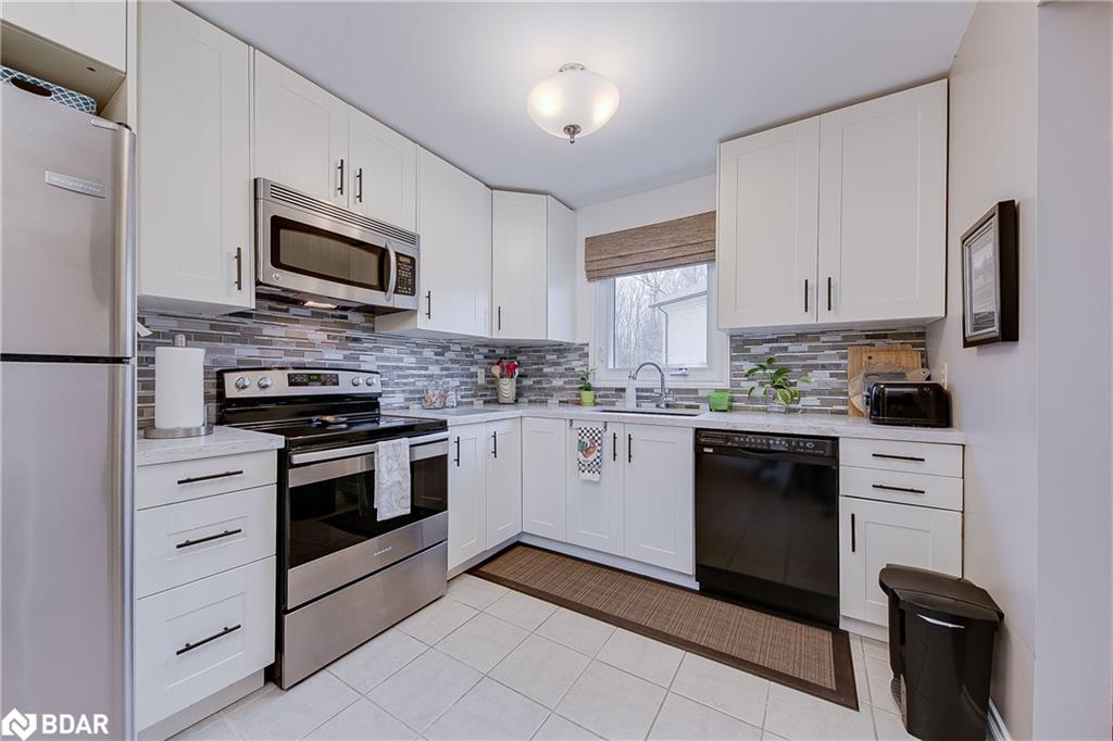 64 Mcconkey Place Property Photo 6
