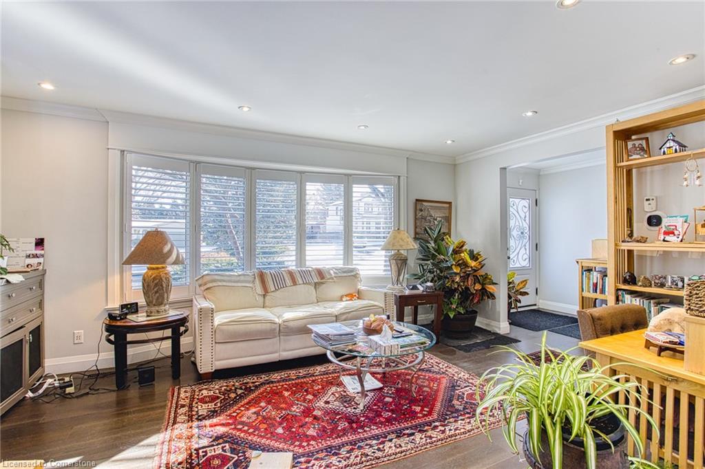 14 George Street Property Photo 9