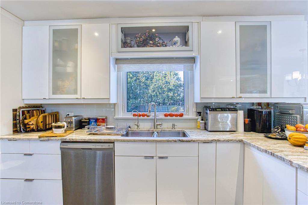 14 George Street Property Photo 13