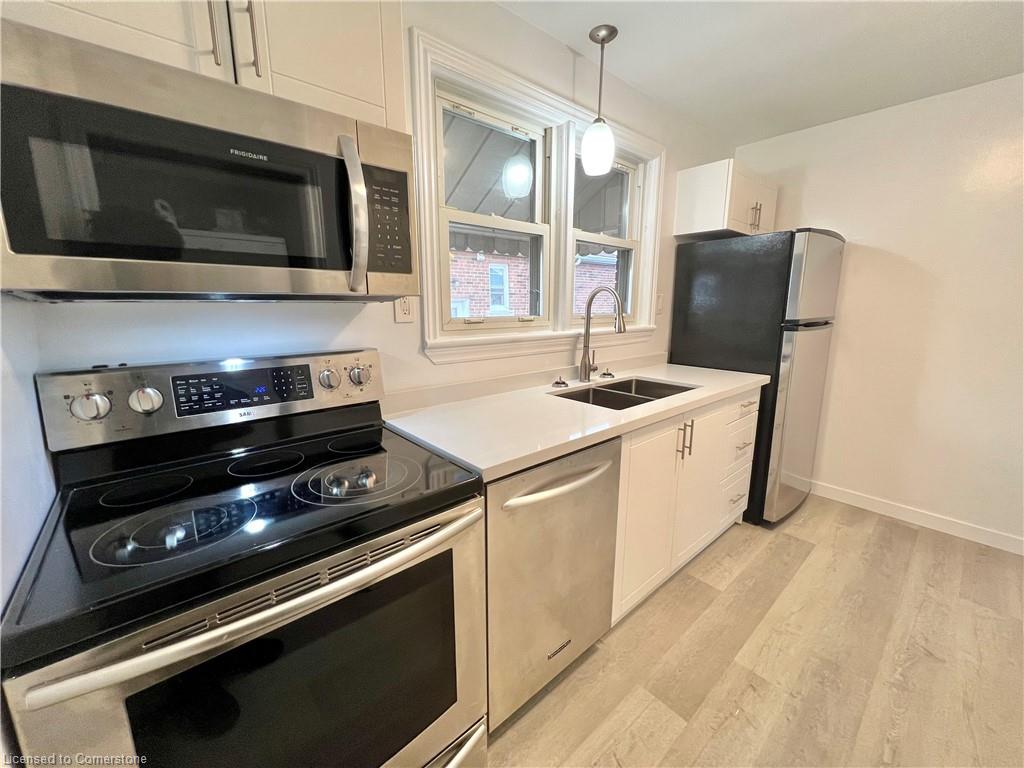 290 East 36th Street Property Photo 7