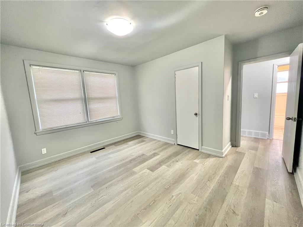 290 East 36th Street Property Photo 9