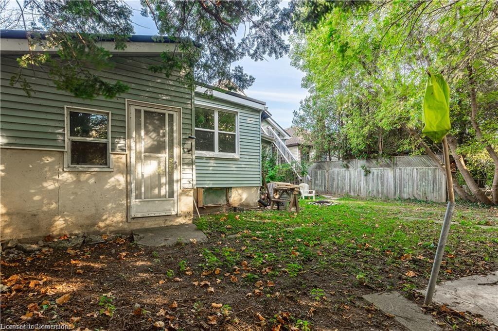 175 Grey Street Property Photo 9