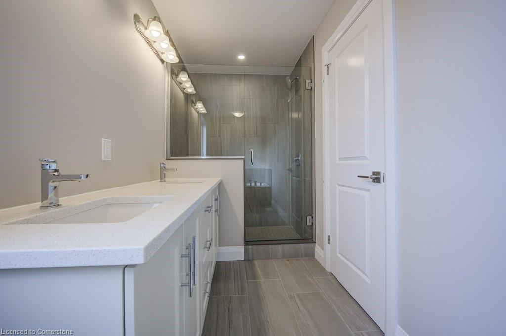 179 Applewood Street Property Photo 34