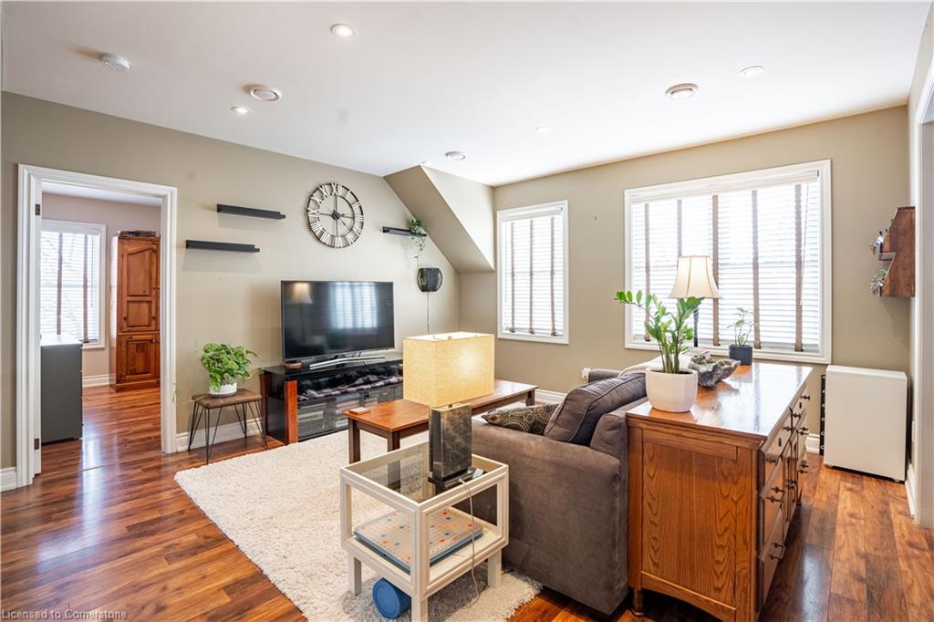 6 East 32nd Street Property Photo 15
