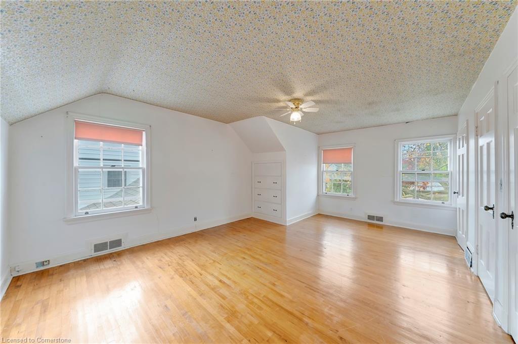 80 South Drive Property Photo 29