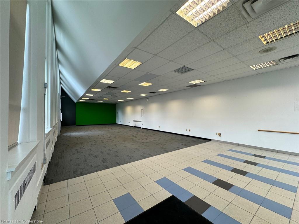 608 Dundas Street Property Photo 5