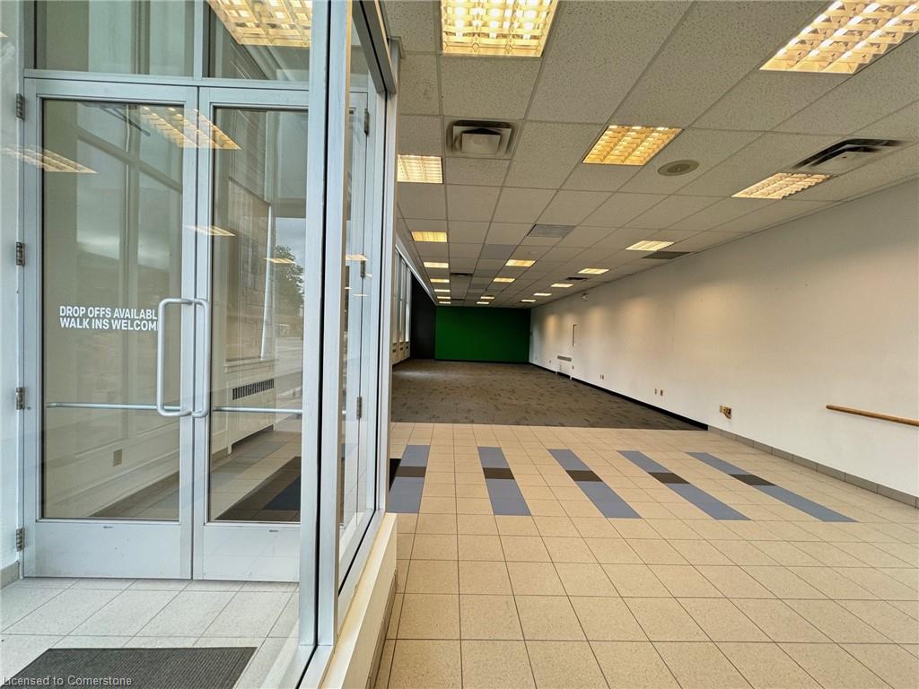 608 Dundas Street Property Photo 6