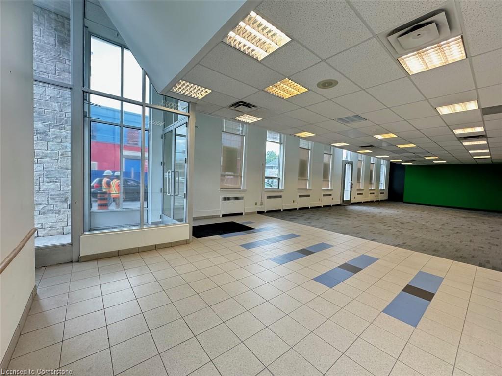 608 Dundas Street Property Photo 7