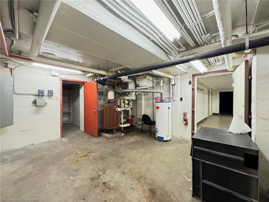 608 Dundas Street Property Photo 31