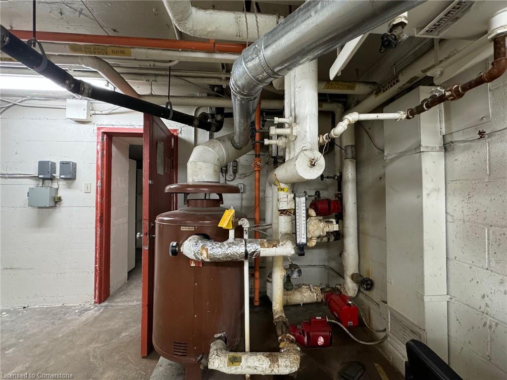 608 Dundas Street Property Photo 33