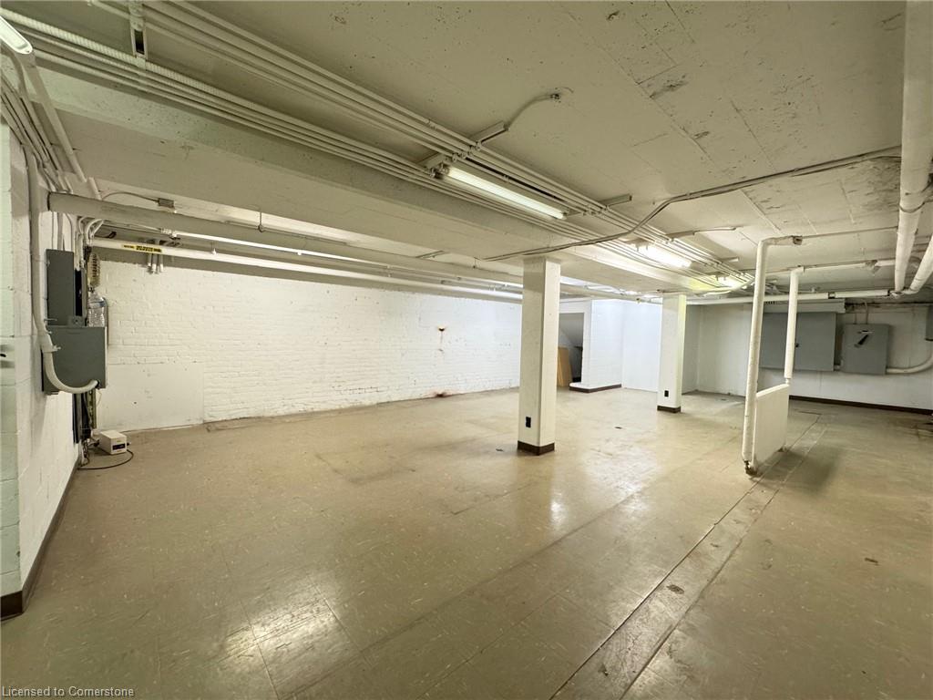 608 Dundas Street Property Photo 37