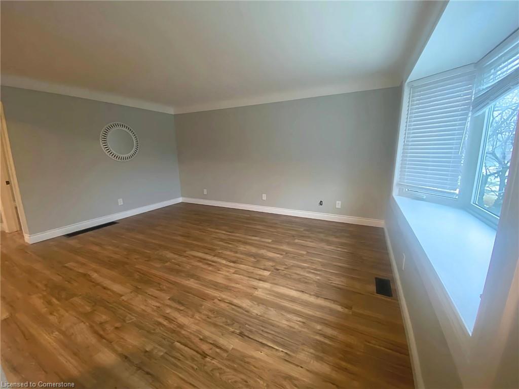 312 East 45th Street Property Photo 8