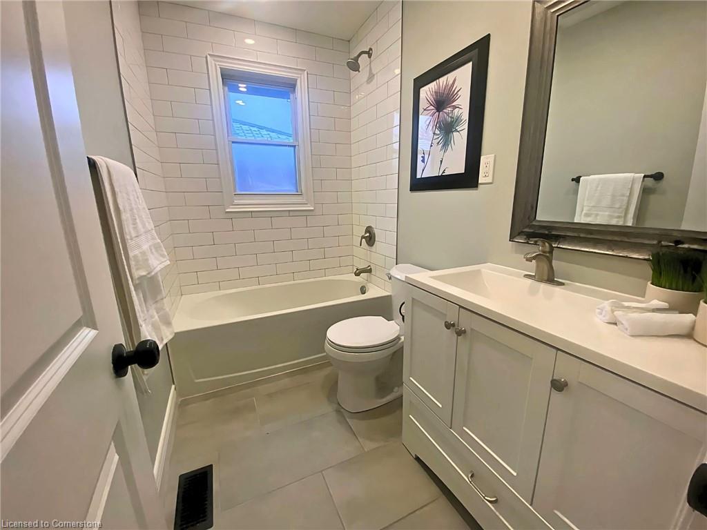 312 East 45th Street Property Photo 16
