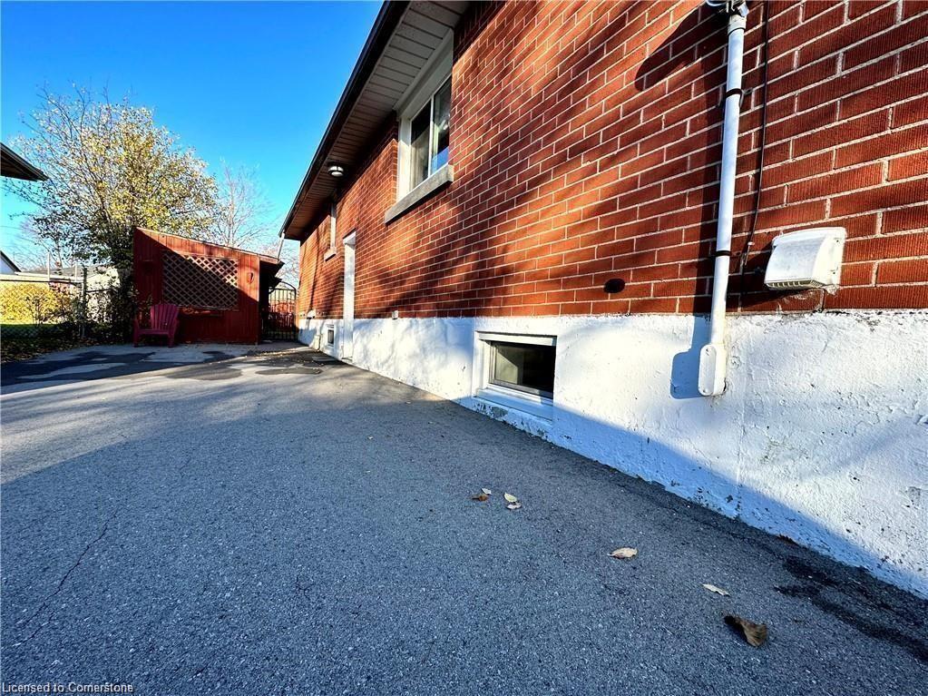 312 East 45th Street Property Photo 20