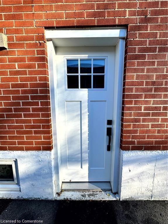 312 East 45th Street Property Photo 21