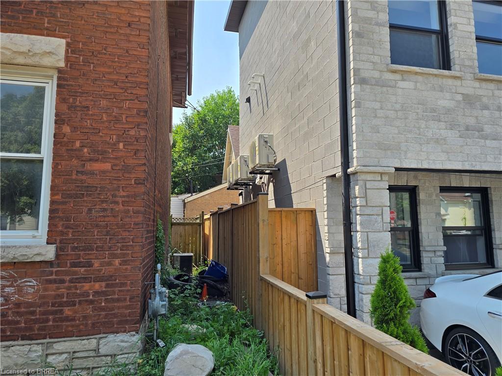 241 Darling Street Property Photo 6