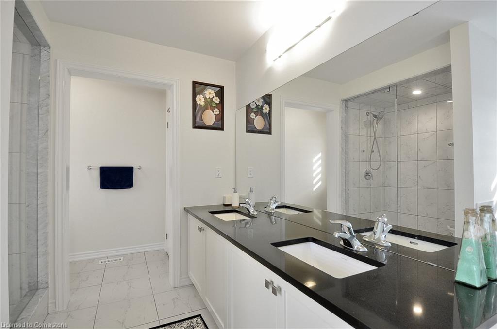 15 Bee Crescent Property Photo 22