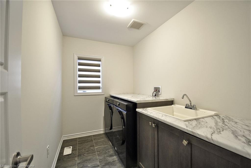 15 Bee Crescent Property Photo 29