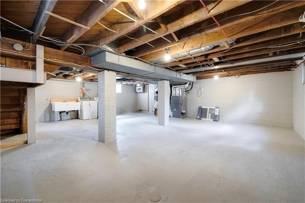 495-497 Mary Street Property Photo 39