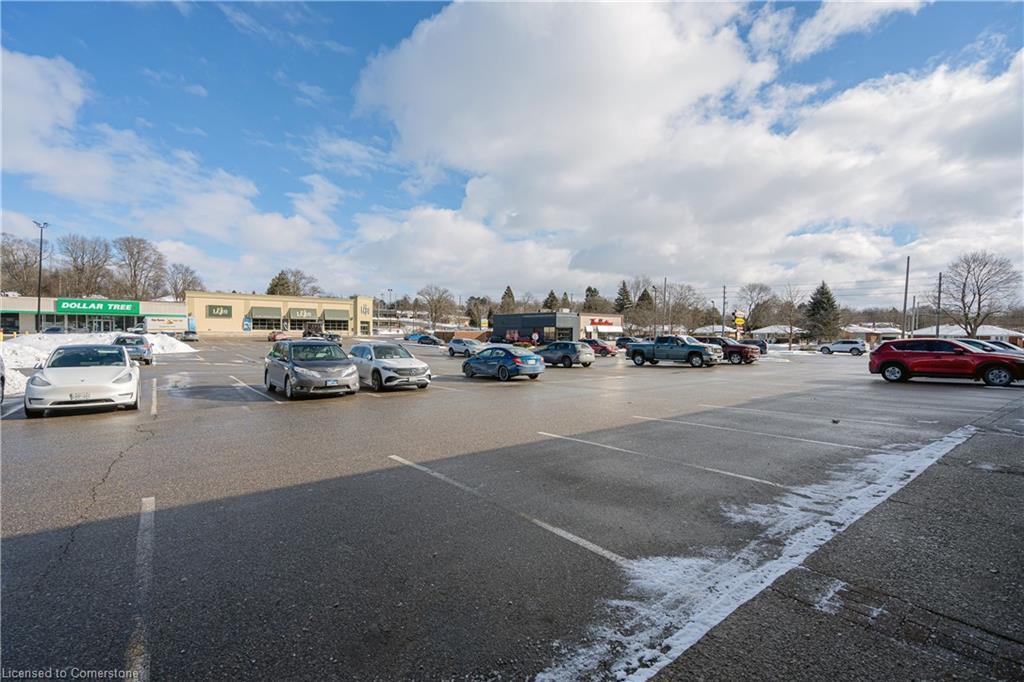 32-328 Speedvale Avenue W Property Photo 2
