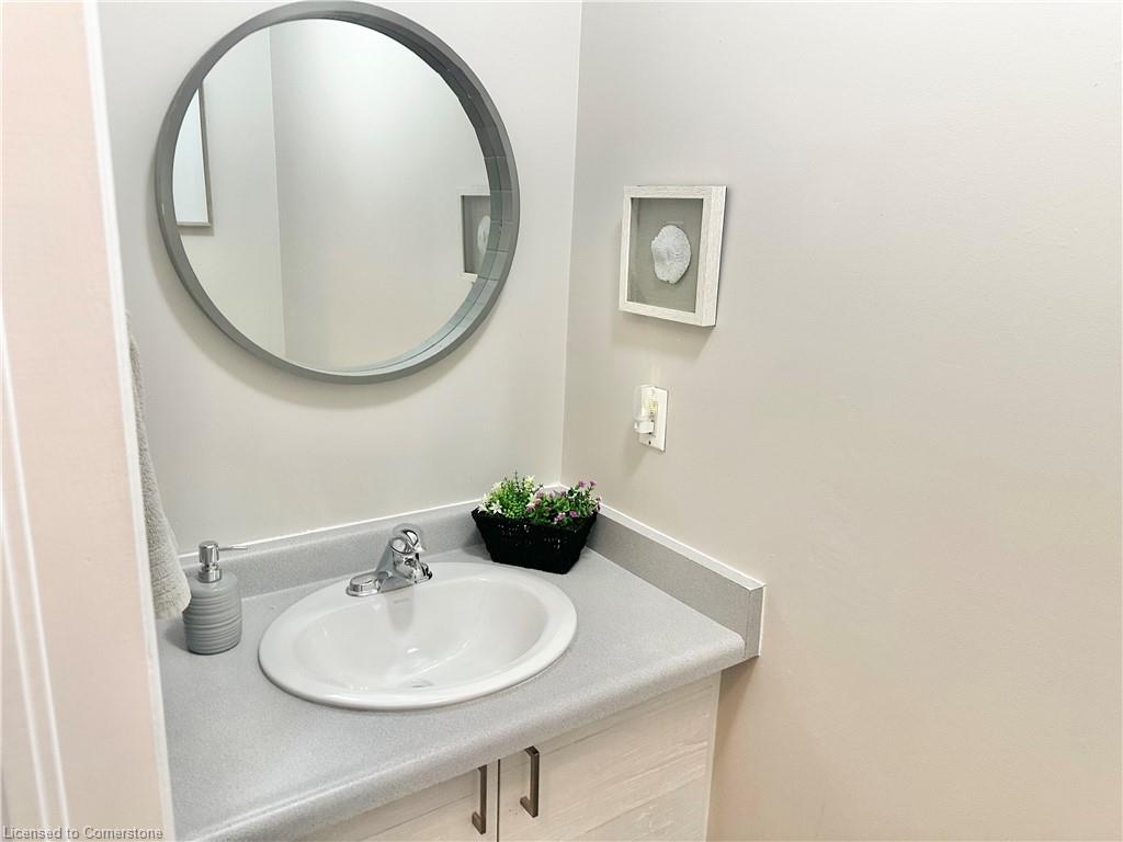 48-14 New Lakeshore Road Property Photo 4
