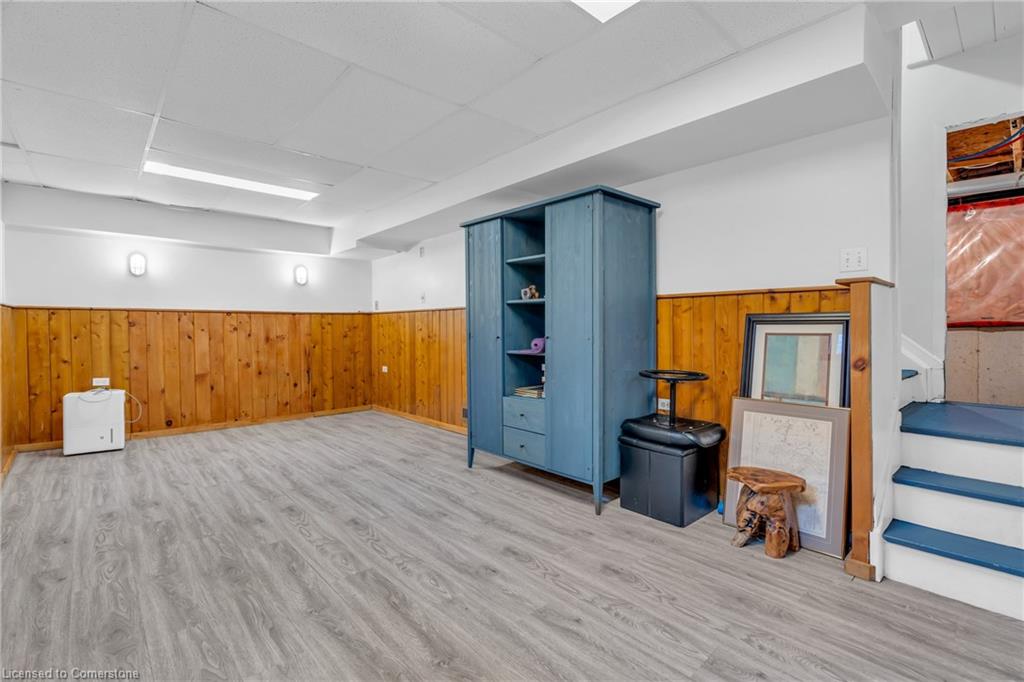 42 Walman Drive Property Photo 28