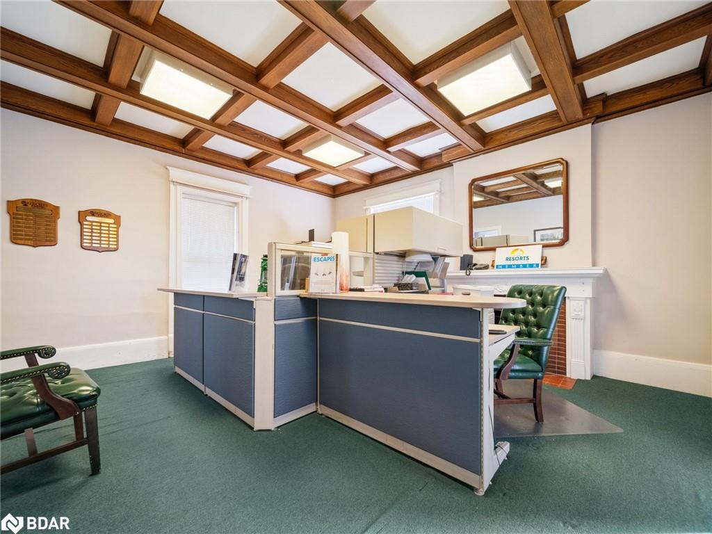 29 Albert Street N Property Photo 8
