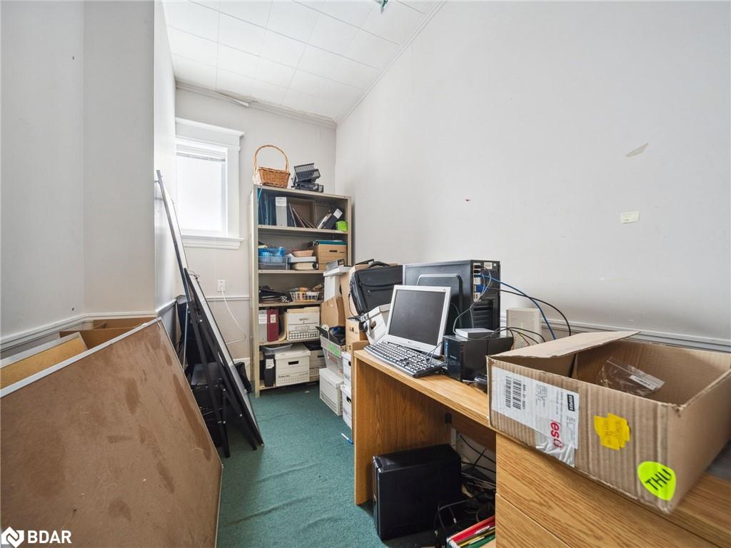 29 Albert Street N Property Photo 13