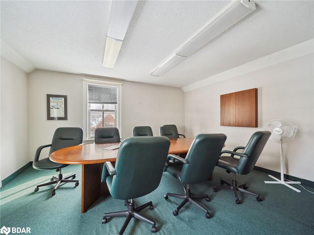 29 Albert Street N Property Photo 18