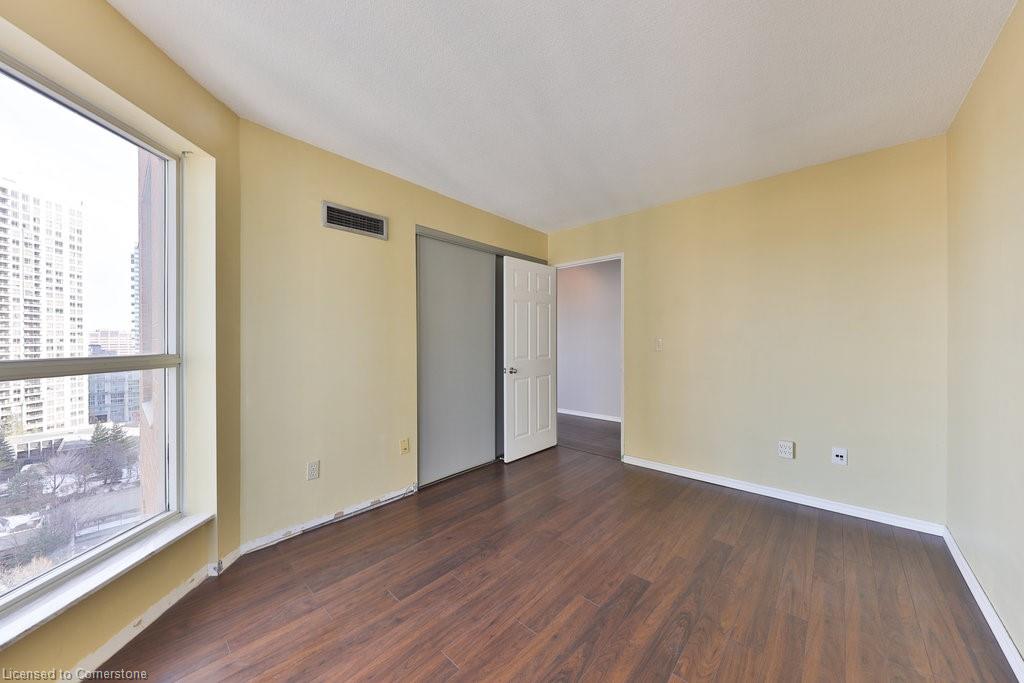 1604-335 Webb Drive Property Photo 21