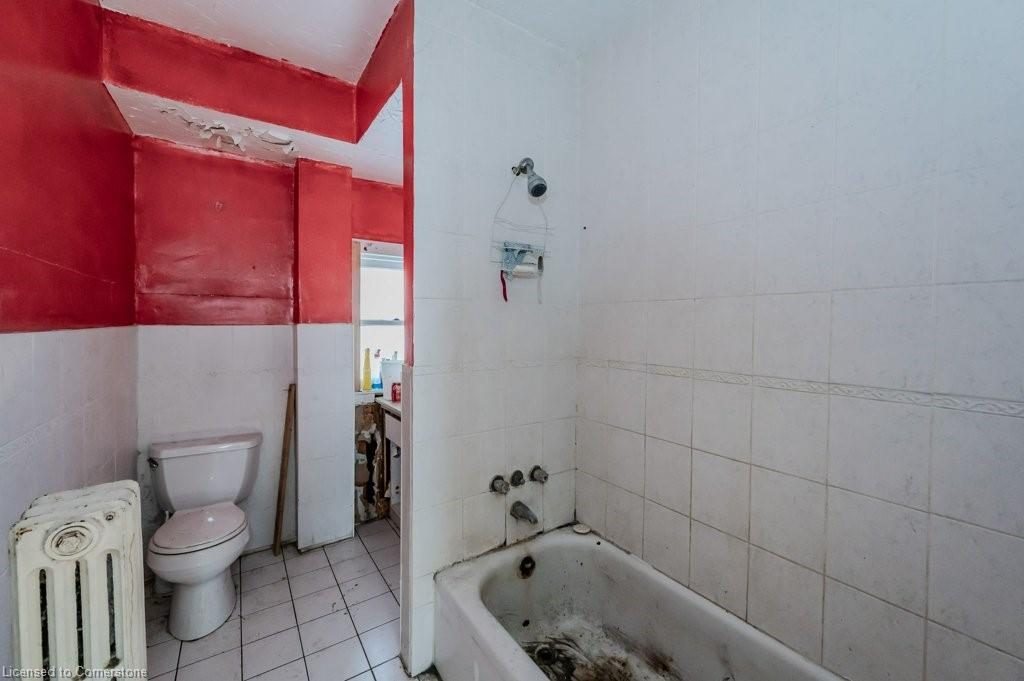 9 John Street E Property Photo 29