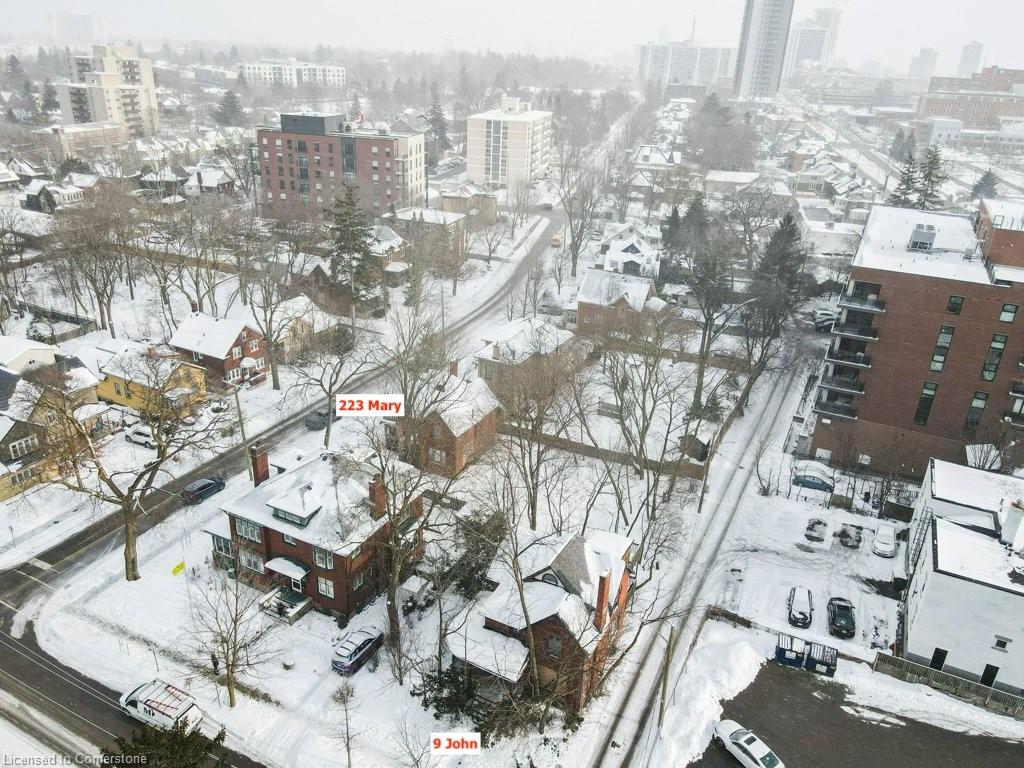 9 John Street E Property Photo 36