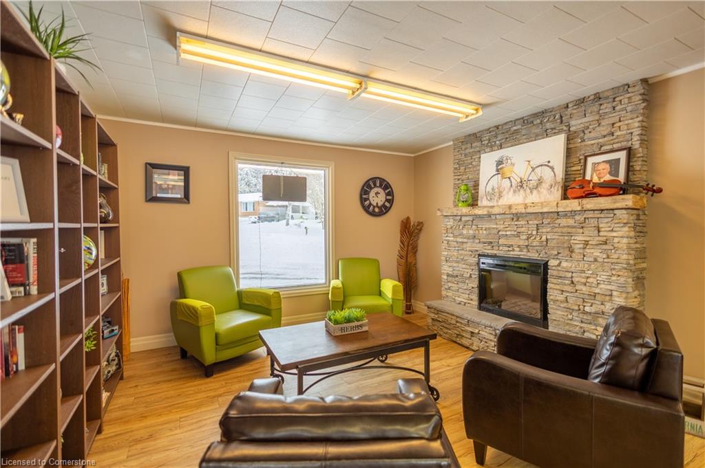 1319 Yonge Street S Property Photo 25